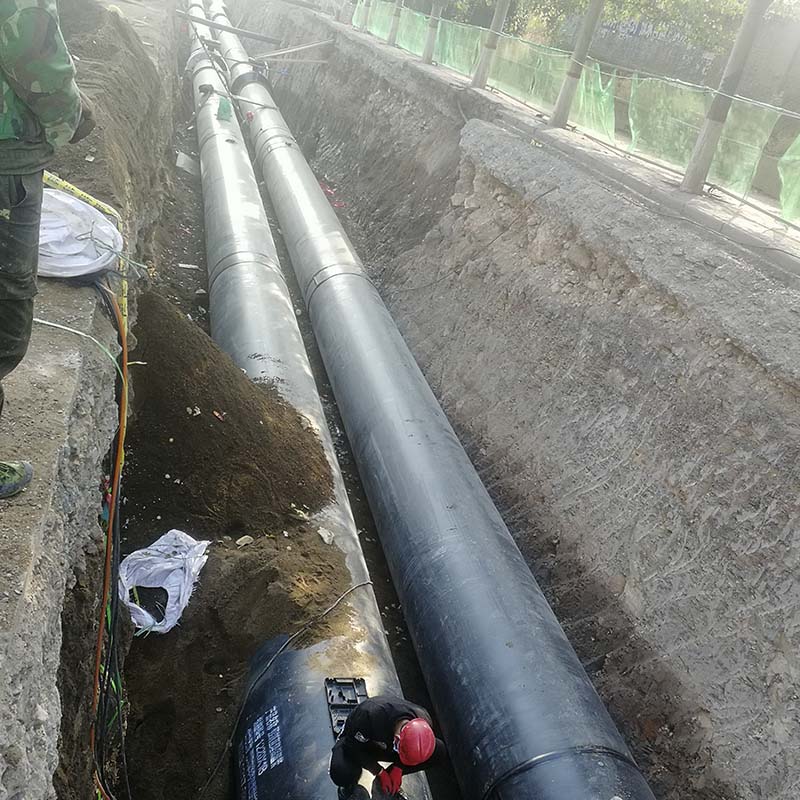 聚氨酯预制直埋保温管施工现场